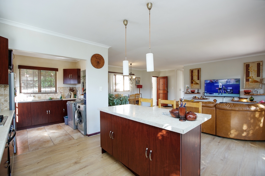 3 Bedroom Property for Sale in Glencairn Western Cape